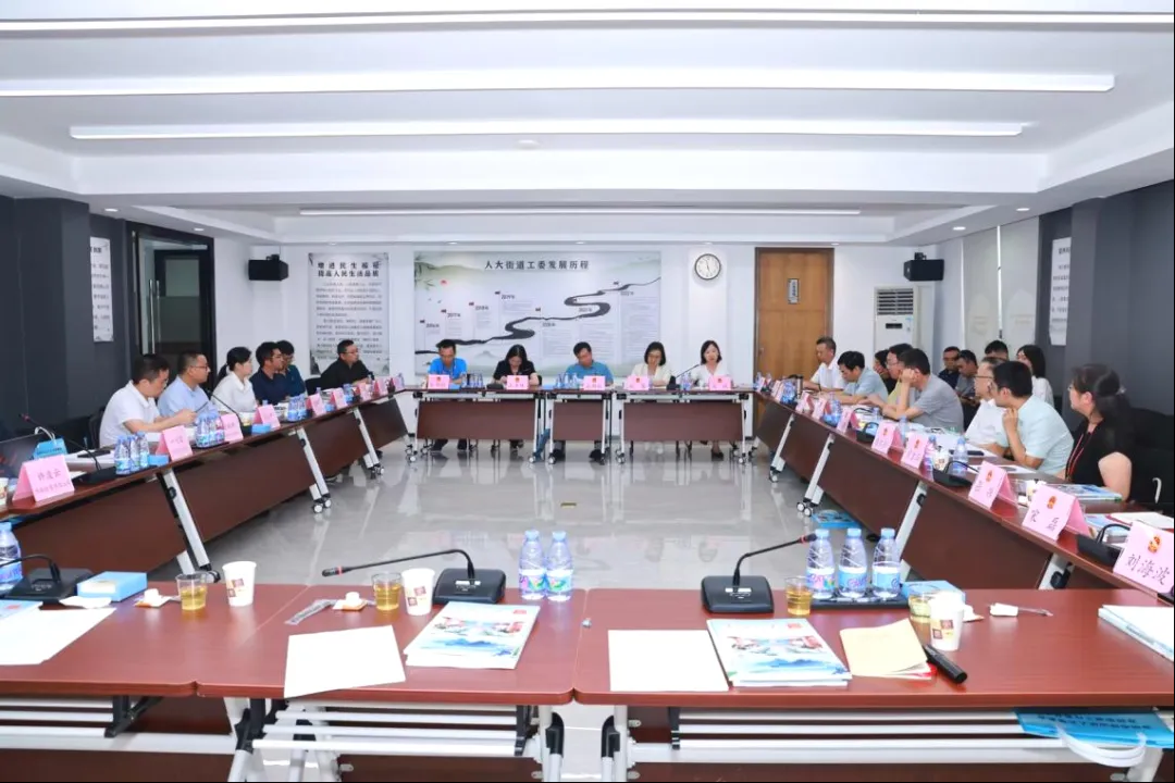 Our R & D department Minister Zhao Lijun was invited to attend the Shenzhen Municipal People's Congress representative bio-pharmaceutical industry contact point propaganda activities